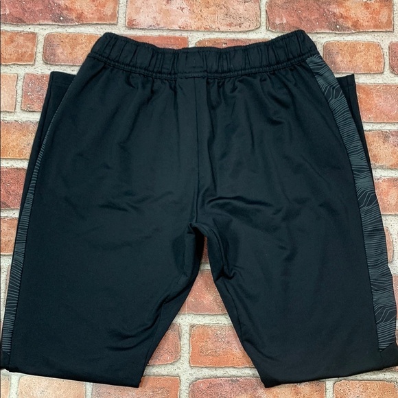 Gymshark Black Athletic Jogger Pants - Picture 3 of 8